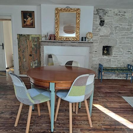 Le Logis Sereinite Annay-sur-Serein Exterior foto