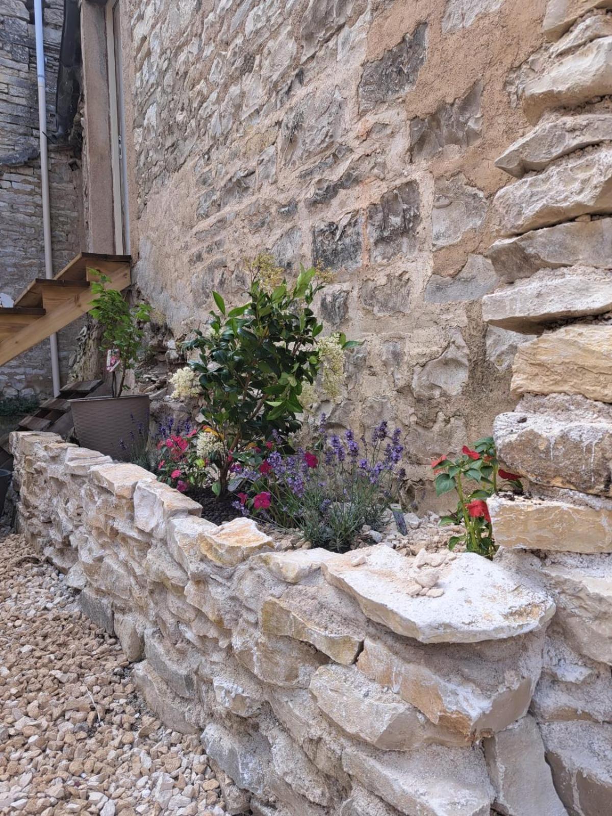 Le Logis Sereinite Annay-sur-Serein Exterior foto