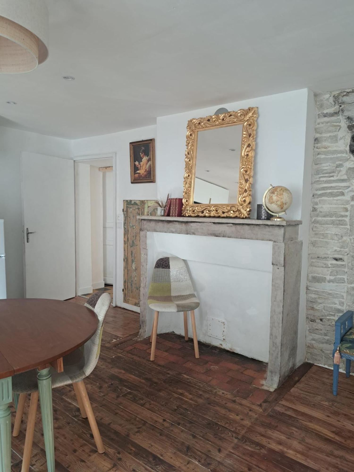 Le Logis Sereinite Annay-sur-Serein Exterior foto