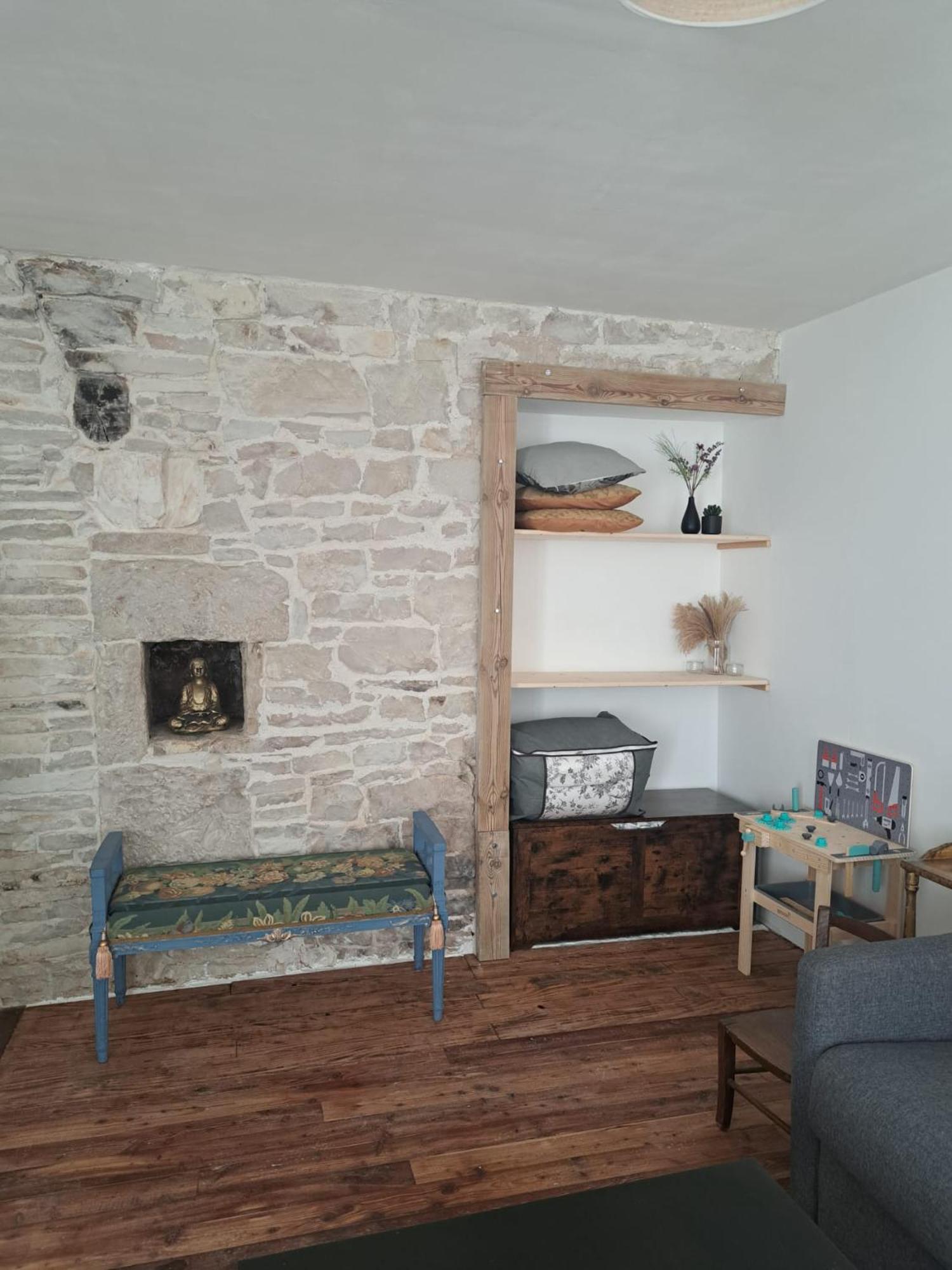 Le Logis Sereinite Annay-sur-Serein Exterior foto